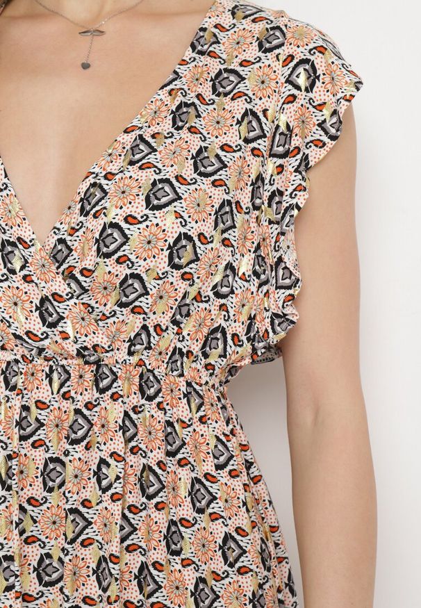 Born2be - Beżowo-Sukienka Mini z Wiskozy w Mozaikowy Wzór z Gumką w Pasie Lariaa. Okazja: na co dzień. Typ kołnierza: dekolt w serek, kołnierz z falbankami. Kolor: beżowy. Materiał: wiskoza. Długość rękawa: na ramiączkach. Typ sukienki: rozkloszowane. Styl: casual, elegancki. Długość: mini