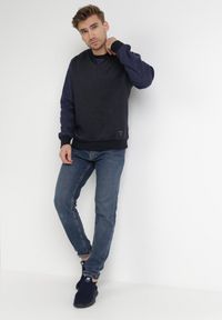 Born2be - Granatowy Sweter Typhephone. Kolor: niebieski. Materiał: materiał, jeans. Długość rękawa: długi rękaw. Długość: długie. Styl: klasyczny #4