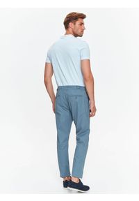 TOP SECRET - Spodnie męskie typu chino o regularnym kroju. Okazja: na co dzień. Kolor: niebieski. Materiał: tkanina, bawełna. Styl: casual, klasyczny, elegancki #6