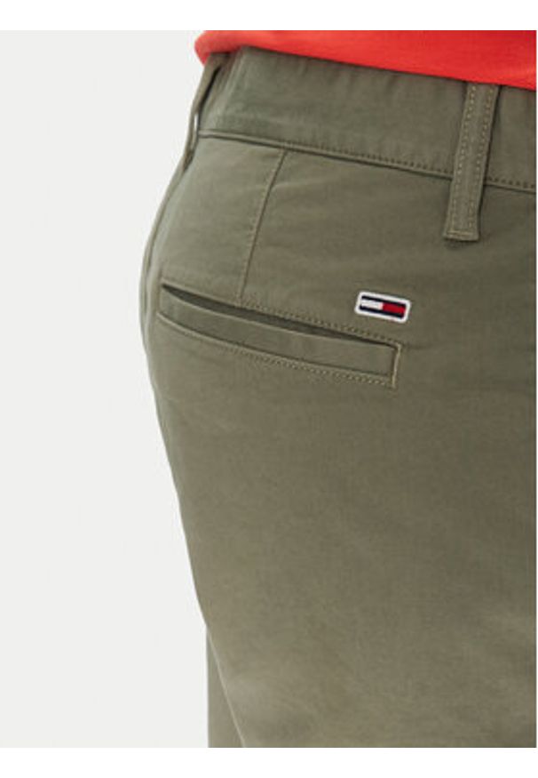 Tommy Jeans Szorty materiałowe Scanton DM0DM21949 Zielony Regular Fit. Kolor: zielony. Materiał: bawełna