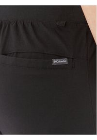 columbia - Columbia Spodnie outdoor Leslie Falls™ Pant Czarny Regular Fit. Kolor: czarny. Materiał: syntetyk. Sport: outdoor
