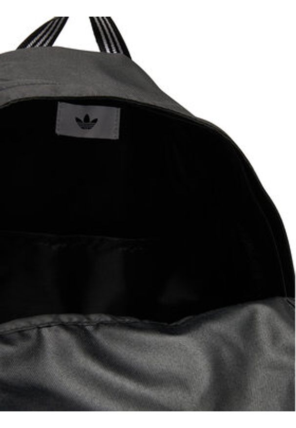 Adidas - adidas Plecak Adicolor Classic JX0209 Czarny. Kolor: czarny. Materiał: materiał