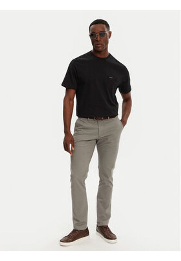 Guess Jeans T-Shirt M5RI74 K8FQ4 Czarny Regular Fit. Kolor: czarny. Materiał: bawełna