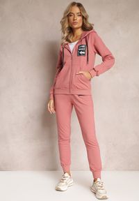 Renee - Różowy 2-Częściowy Komplet z Bawełny Bluza i Spodnie na Gumce z Naszywkami Orkana. Kolor: różowy. Materiał: bawełna. Wzór: aplikacja #2