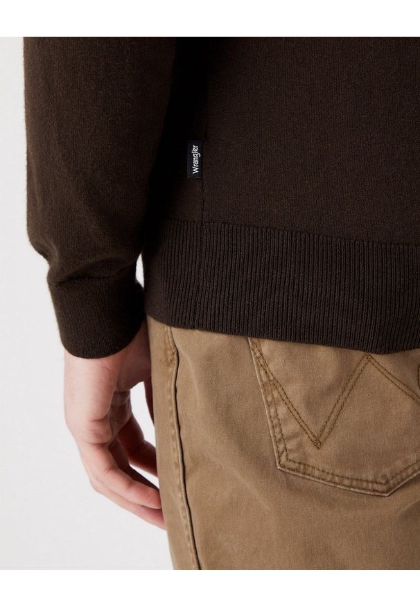 Wrangler - WRANGLER CREWNECK KNIT MĘSKI SWETER KLASYCZNY DELICIOSO W8A02PH38 112321349. Materiał: denim. Styl: klasyczny