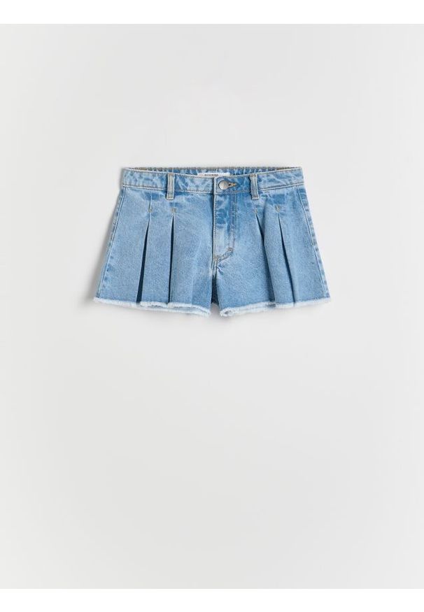 Reserved - Jeansowe szorty z plisami - niebieski. Kolor: niebieski. Materiał: jeans