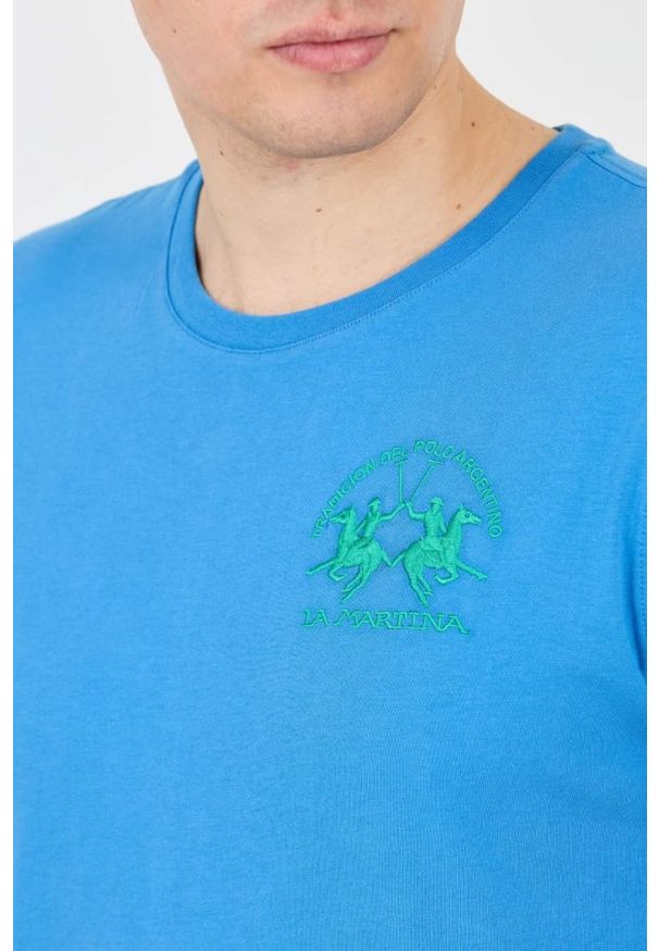 La Martina - LA MARTINA Błękitny męski t-shirt z dużym logo, Rozmiar XXL. Kolor: niebieski