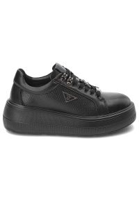 Czarne Sneakersy Filippo Modne Obuwie Damskie Na Platformie. Okazja: na spacer, na co dzień. Zapięcie: sznurówki. Kolor: czarny. Materiał: skóra, jeans. Obcas: na platformie. Styl: sportowy, elegancki, casual