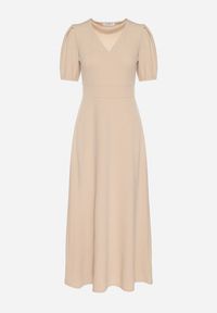 Born2be - Jasnobeżowa Sukienka Rozkloszowana z Trójkątnym Dekoltem Efralinae. Okazja: na imprezę, na spacer. Kolor: beżowy. Sezon: lato. Typ sukienki: rozkloszowane. Styl: elegancki, klasyczny #7