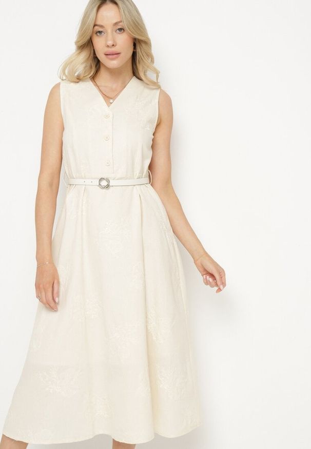 Born2be - Jasnobeżowa Sukienka Rozkloszowana z Wiskozą z Dodatkowym Paskiem z Klamrą Seliora. Okazja: na co dzień. Typ kołnierza: dekolt w serek. Kolor: beżowy. Materiał: wiskoza. Typ sukienki: rozkloszowane. Styl: casual, elegancki. Długość: midi