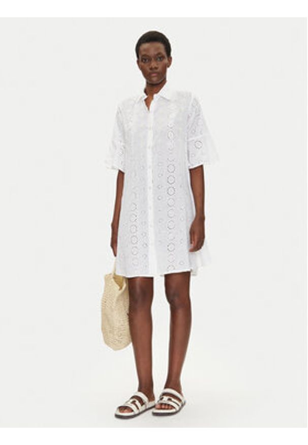 Iconique Sukienka koszulowa IC25-006 Biały Regular Fit. Kolor: biały. Materiał: bawełna. Typ sukienki: koszulowe