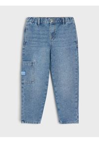 Sinsay - Jeansy chino z efektem sprania - niebieski. Kolor: niebieski #1