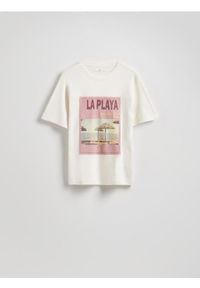 Reserved - T-shirt z nadrukiem - złamana biel. Materiał: bawełna, dzianina. Wzór: nadruk