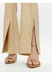 TwinSet - TWINSET Spodnie materiałowe 241TP2562 Beżowy Regular Fit. Kolor: beżowy. Materiał: bawełna