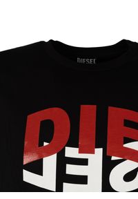 Diesel T-Shirt "T-Diegos" | A00828-0HAYU-9XX | Mężczyzna | Czarny. Okazja: na co dzień. Kolor: czarny. Materiał: bawełna. Wzór: nadruk. Styl: casual #3