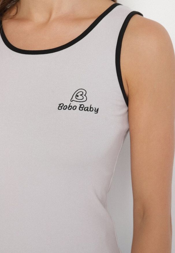 Born2be - Szary Wiskozowy Top Ozdobiony Nadrukiem Amovara. Okazja: na co dzień. Kolor: szary. Materiał: wiskoza. Wzór: aplikacja, nadruk. Styl: casual