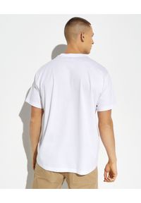 Burberry - BURBERRY - Biały t-shirt z nadrukiem graficznym. Kolor: biały. Materiał: bawełna. Wzór: nadruk