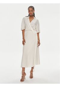 Pinko - PINKO Sukienka codzienna Macbeth 103561 A1WV Beżowy Relaxed Fit. Okazja: na co dzień. Kolor: beżowy. Materiał: wiskoza. Typ sukienki: proste. Styl: casual