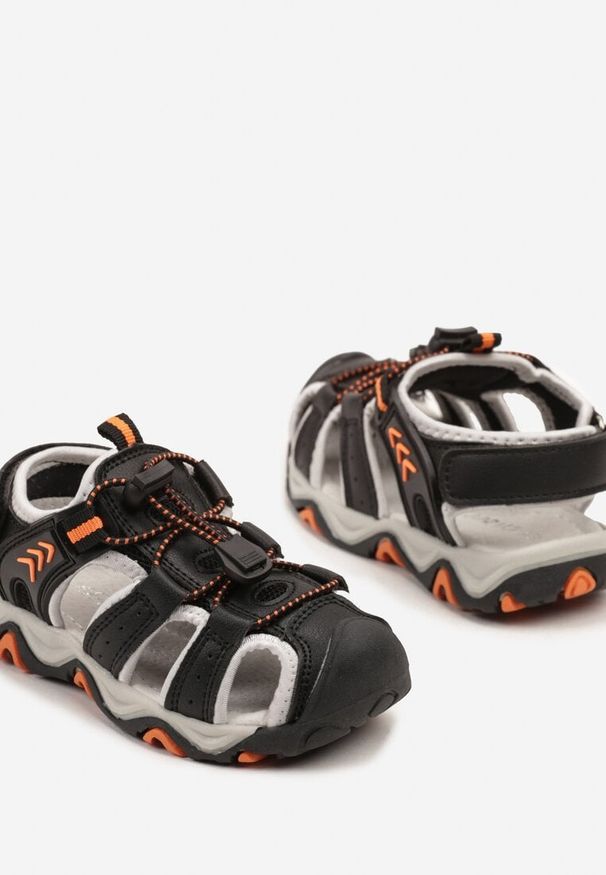 Born2be - Czarno-Szare Sandały Sportowe ze Skórzaną Wkładką Mavarisse. Okazja: na co dzień. Zapięcie: rzepy. Kolor: czarny. Materiał: skóra. Sezon: lato. Styl: sportowy