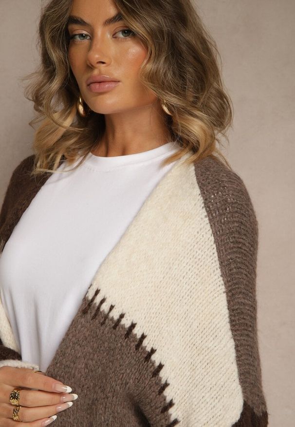 Renee - Beżowy Kardigan z Domieszką Wełny i Wiskozy w Patchworkowym Stylu Fesolinne. Okazja: na spacer. Kolor: beżowy. Materiał: wiskoza, wełna