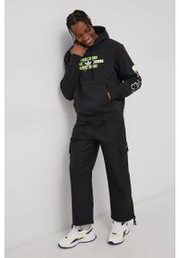 adidas Originals Bluza męska kolor czarny z kapturem z nadrukiem. Okazja: na co dzień. Typ kołnierza: kaptur. Kolor: czarny. Materiał: dzianina, poliester, bawełna. Wzór: nadruk. Styl: casual #5