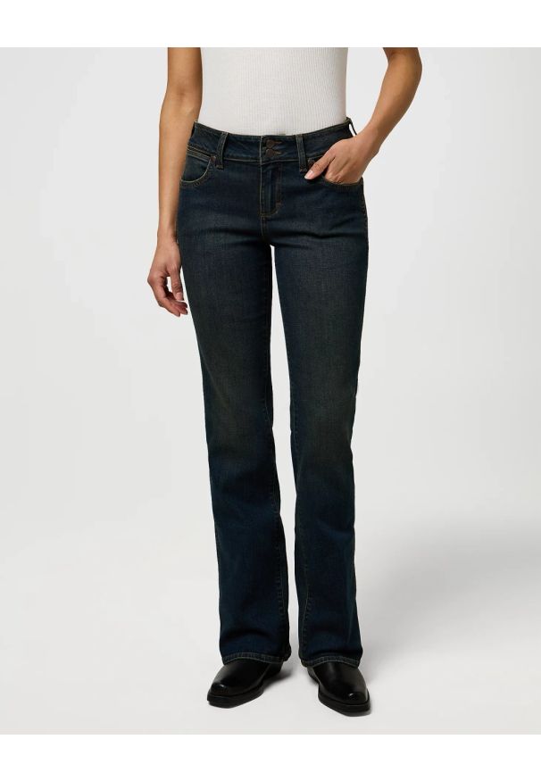 Wrangler - DAMSKIE SPODNIE WRANGLER LOW RISE BOLD BOOT PIONEER TOWN 112371208