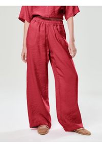 Sinsay - Spodnie wide leg z modalem - czerwony. Kolor: czerwony