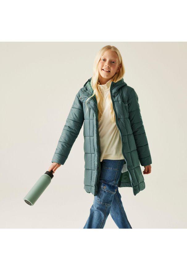 Regatta - Płaszcz dziecięcy zimowy Junior Embrie. Okazja: na co dzień. Kolor: zielony. Materiał: puch. Sezon: zima. Styl: casual, elegancki, sportowy