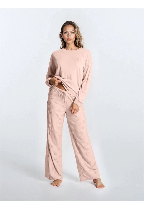 Sinsay - Piżama dwucześciowa z dzianiny french terry i spodniami w grochy - różowy. Kolor: różowy. Materiał: dzianina. Wzór: grochy