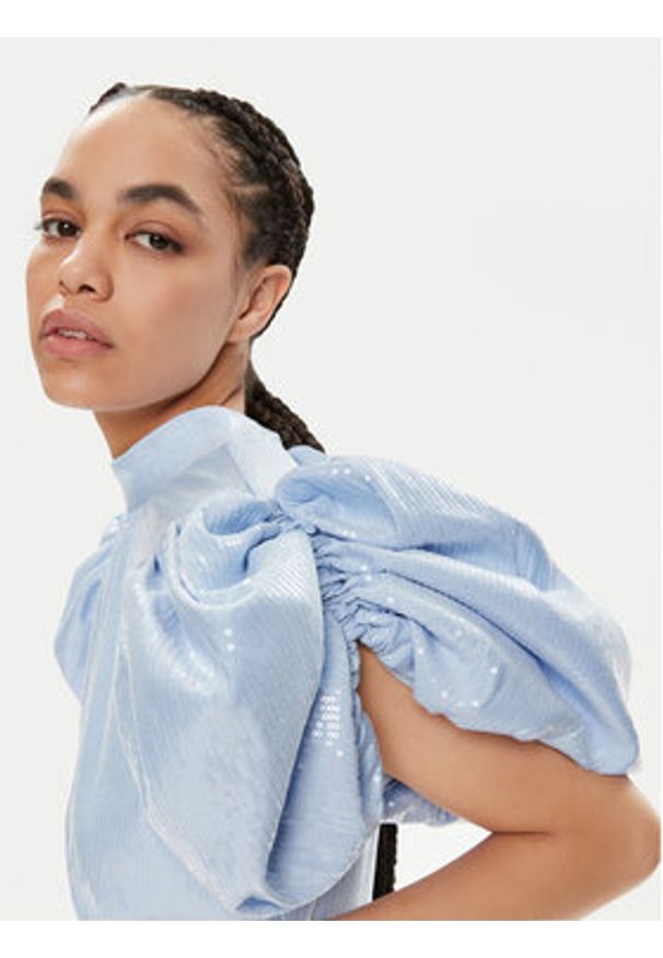 ROTATE Sukienka koktajlowa Dawnana 1122932322 Błękitny Regular Fit. Kolor: niebieski. Materiał: syntetyk. Styl: wizytowy