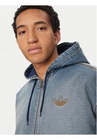 Adidas - adidas Kurtka jeansowa KE0131 Niebieski Loose Fit. Kolor: niebieski. Materiał: bawełna #4