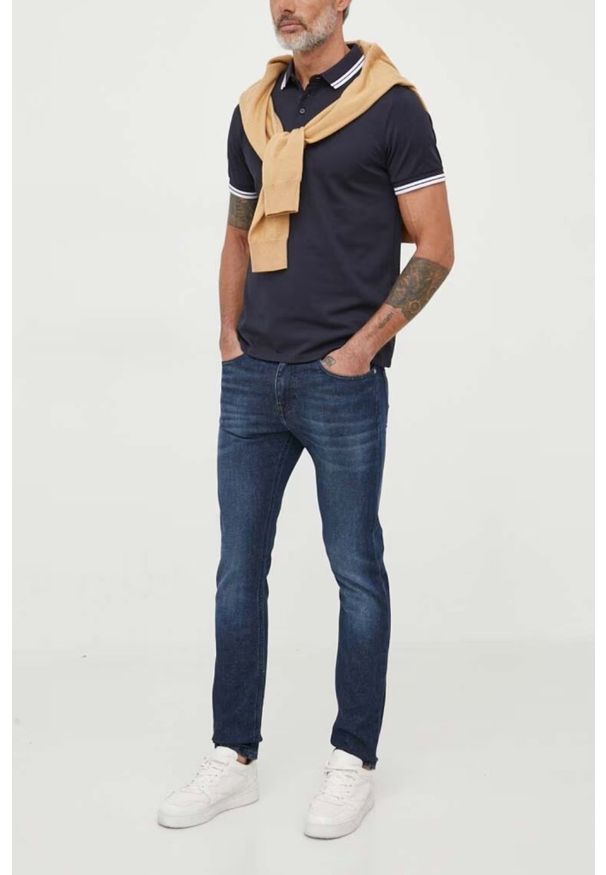 Guess - GUESS Granatowe męskie polo Pique, Rozmiar XXL. Typ kołnierza: polo. Kolor: niebieski
