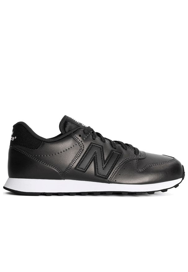 Buty New Balance GW500GB2 - czarne. Okazja: na co dzień. Zapięcie: sznurówki. Kolor: czarny. Materiał: tworzywo sztuczne, guma. Szerokość cholewki: normalna