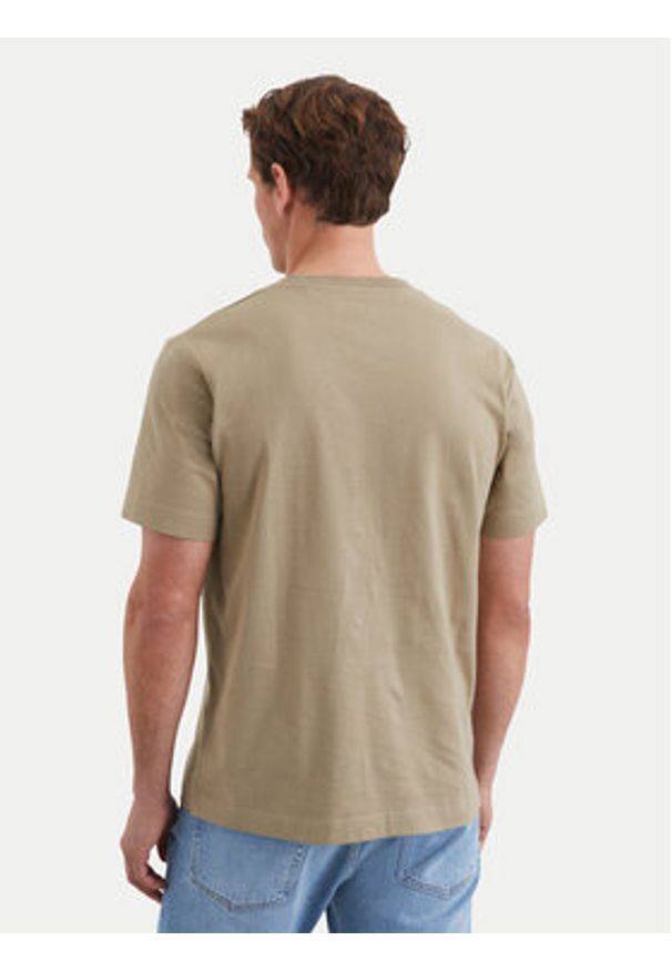 Marc O'Polo T-Shirt 522 2012 51054 Beżowy Regular Fit. Typ kołnierza: polo. Kolor: beżowy. Materiał: bawełna