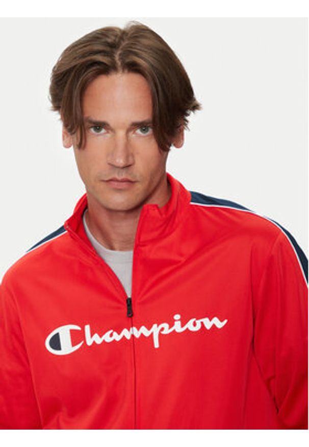 Champion Dres 219479 Czerwony Regular Fit. Kolor: czerwony. Materiał: syntetyk