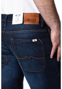 Mustang - SPODENKI MĘSKIE MUSTANG 5 POCKET SHORT SUPER DARK 1007104 5000 942. Materiał: jeans #10