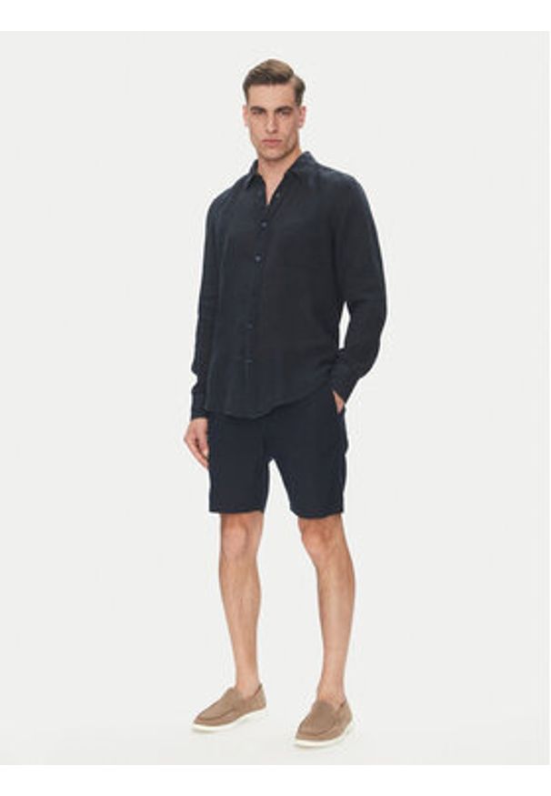 BOSS Szorty materiałowe 50536863 Granatowy Tapered Fit. Kolor: niebieski. Materiał: syntetyk