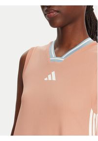 Adidas - adidas Sukienka codzienna Tiro Cut 3-Stripes Soft Mesh JC8201 Pomarańczowy Regular Fit. Okazja: na co dzień. Kolor: pomarańczowy. Materiał: syntetyk. Typ sukienki: proste. Styl: casual #3