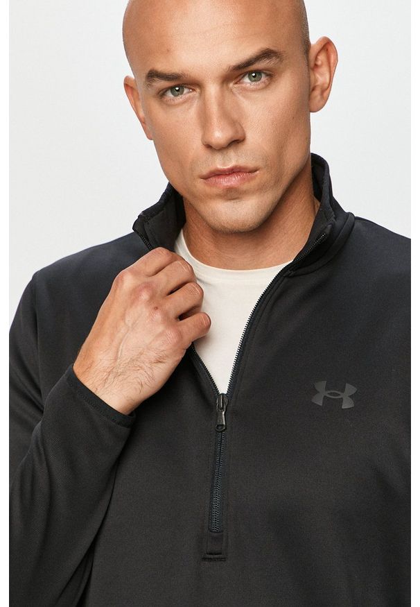 Under Armour - Bluza 1357145.001. Okazja: na co dzień. Kolor: czarny. Materiał: dzianina. Długość: krótkie. Wzór: gładki. Styl: casual
