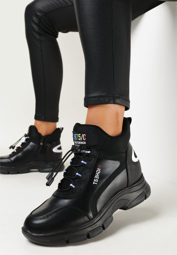 Born2be - Czarne Botki Ściągane Gumką na Grubej Podeszwie z Brokatowymi Wstawkami Sikafe. Wysokość cholewki: za kostkę. Nosek buta: okrągły. Kolor: czarny. Szerokość cholewki: normalna. Obcas: na płaskiej podeszwie