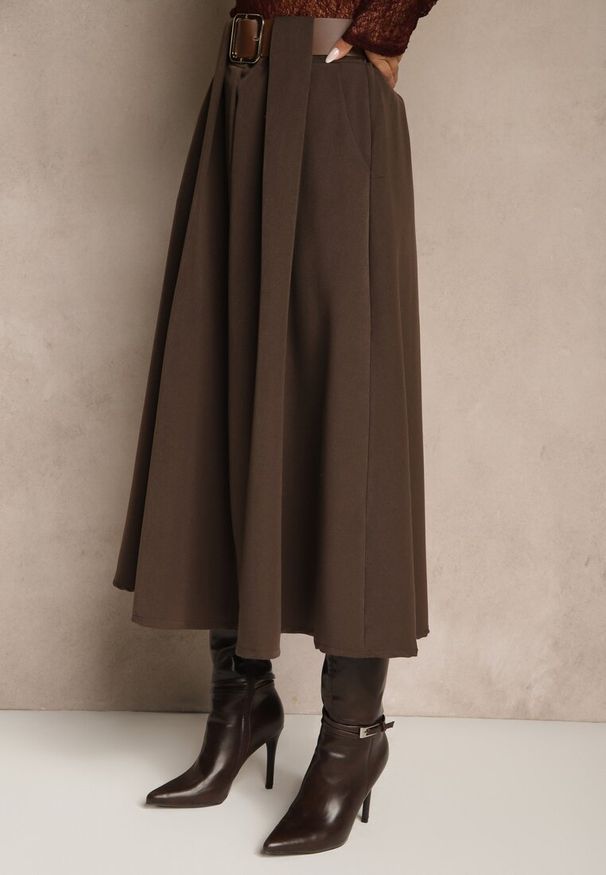 Renee - Brązowa Spódnica z Wiskozą o Rozkloszowanym Kroju z Paskiem z Klamrą Tiavela. Okazja: na co dzień. Kolor: brązowy. Materiał: wiskoza. Styl: casual, elegancki