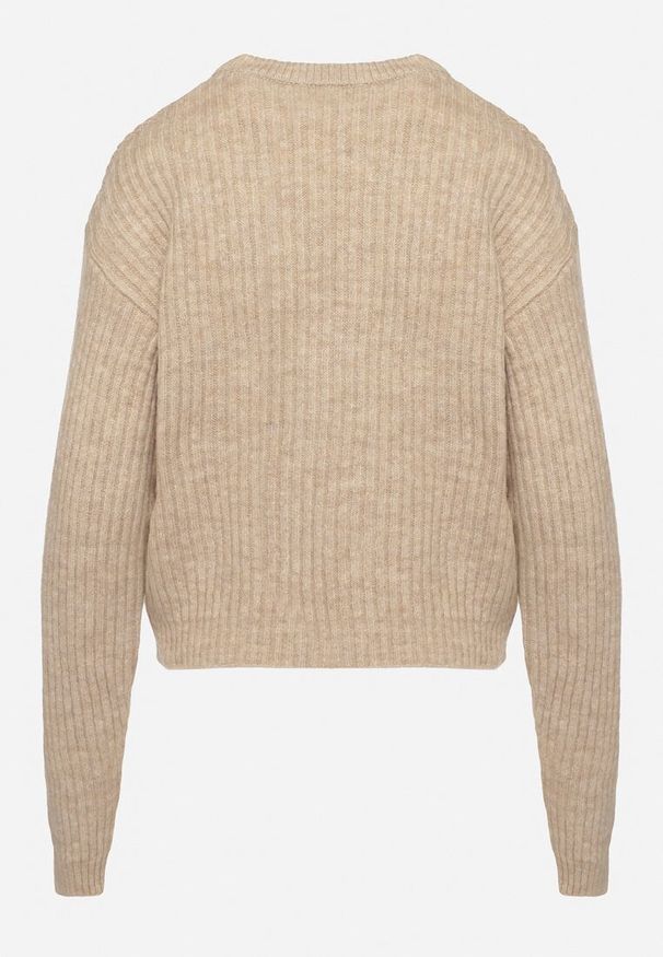 Born2be - Beżowy Sweter o Pudełkowym Kroju z Prążkowanym Tłoczeniem Omelis. Okazja: na co dzień. Kolor: beżowy. Materiał: prążkowany. Długość rękawa: długi rękaw. Długość: długie. Styl: elegancki, casual