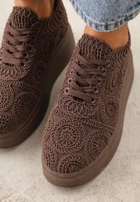 Renee - Brązowe Sneakersy Boho na Platformie Zdobione Plecionym Wzorem Abilama. Kolor: brązowy. Materiał: jeans, zamsz. Szerokość cholewki: normalna. Wzór: aplikacja. Obcas: na platformie #7