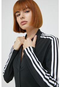 adidas Originals sukienka kolor czarny midi dopasowana. Kolor: czarny. Materiał: bawełna, dzianina. Długość rękawa: długi rękaw. Typ sukienki: dopasowane. Długość: midi #5