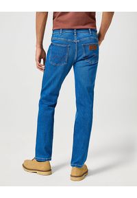 Wrangler - WRANGLER MĘSKIE SPODNIE JEANSOWE GREENSBORO AZURE SKY 112358222 W15Q017440 #5