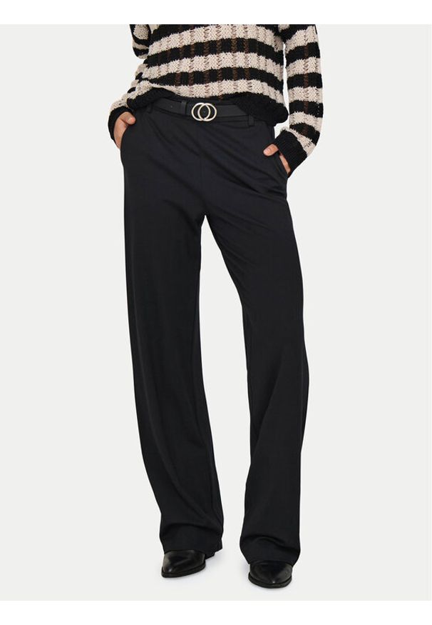 only - ONLY Spodnie materiałowe Poptrash 15341829 Czarny Straight Fit. Kolor: czarny. Materiał: wiskoza