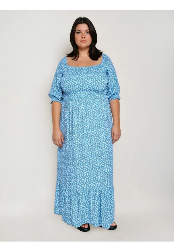 Big-Star - Sukienka damska maxi z motywem kwiatowym niebieska Dinova 402. Okazja: na co dzień, na spacer. Typ kołnierza: dekolt w karo. Kolor: niebieski. Materiał: wiskoza. Wzór: kwiaty. Styl: casual, wakacyjny. Długość: maxi