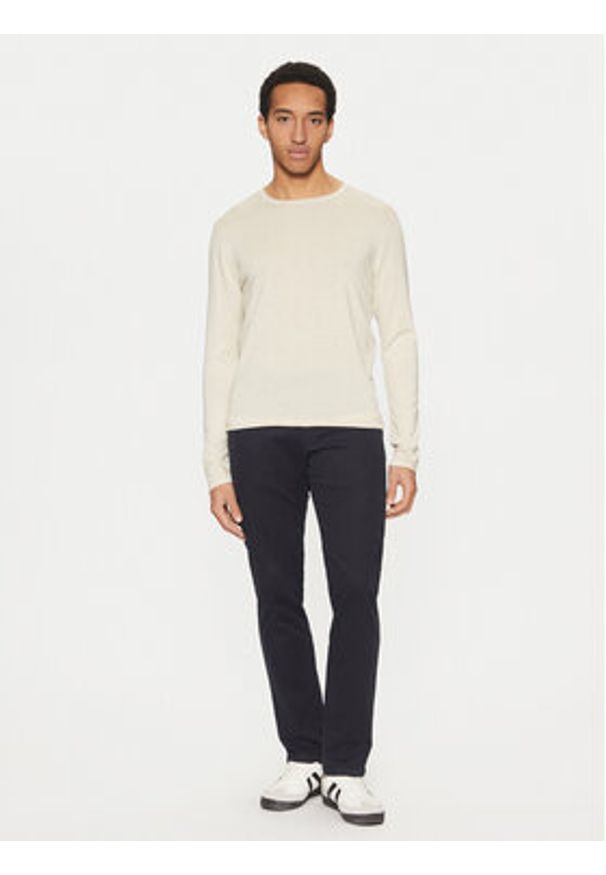Selected Homme Sweter 16079774 Beżowy Regular Fit. Kolor: beżowy. Materiał: bawełna