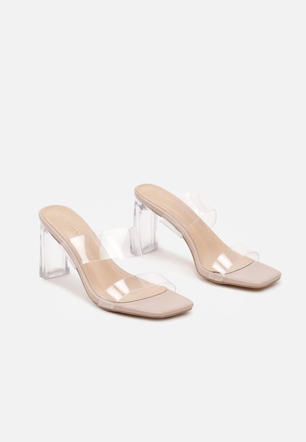 Renee - Beżowe Przezroczyste Klapki na Słupku Leamitha. Okazja: na co dzień. Kolor: beżowy. Materiał: jeans. Obcas: na słupku. Styl: elegancki, casual