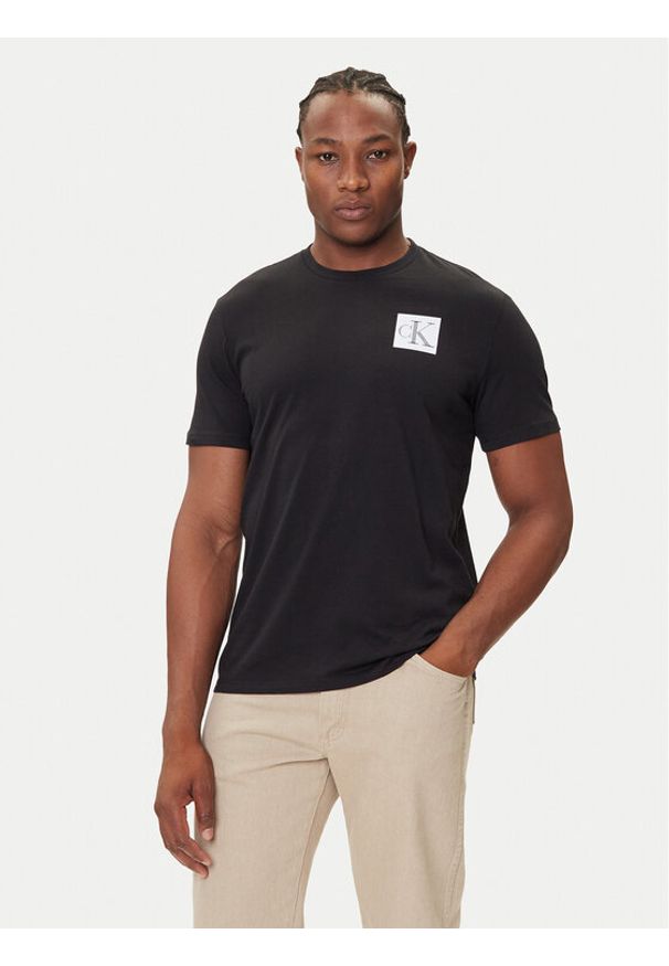 Calvin Klein Jeans T-Shirt Gradient Monogram LV04RC859G Czarny Regular Fit. Kolor: czarny. Materiał: bawełna. Wzór: gradientowy